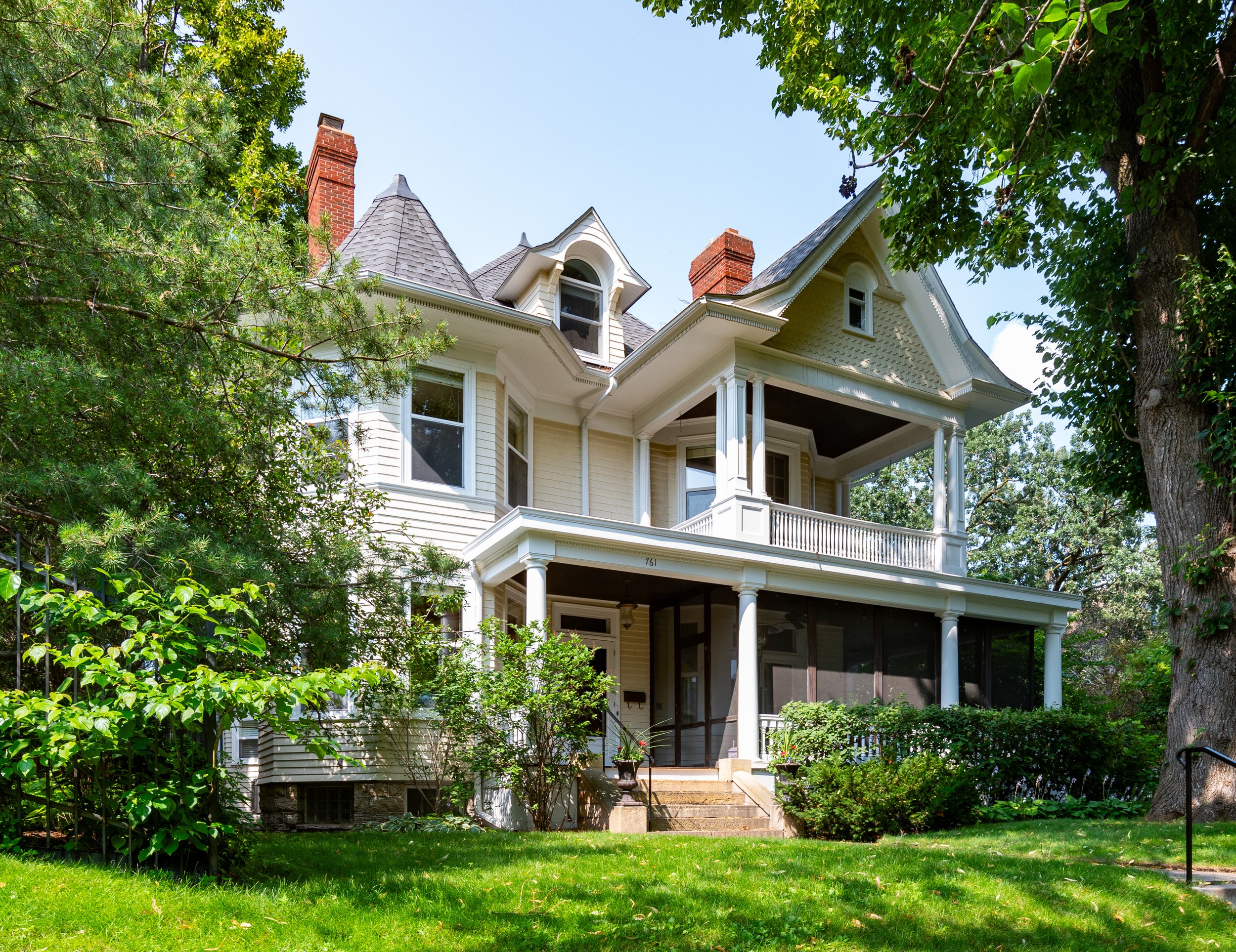 House Preview — Summit Hill House Tours